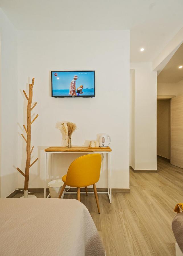 B&B Oasi Rooms 아그로폴리 외부 사진