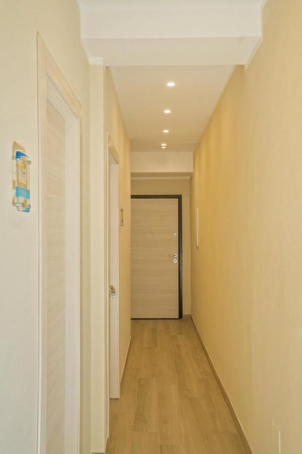 B&B Oasi Rooms 아그로폴리 외부 사진